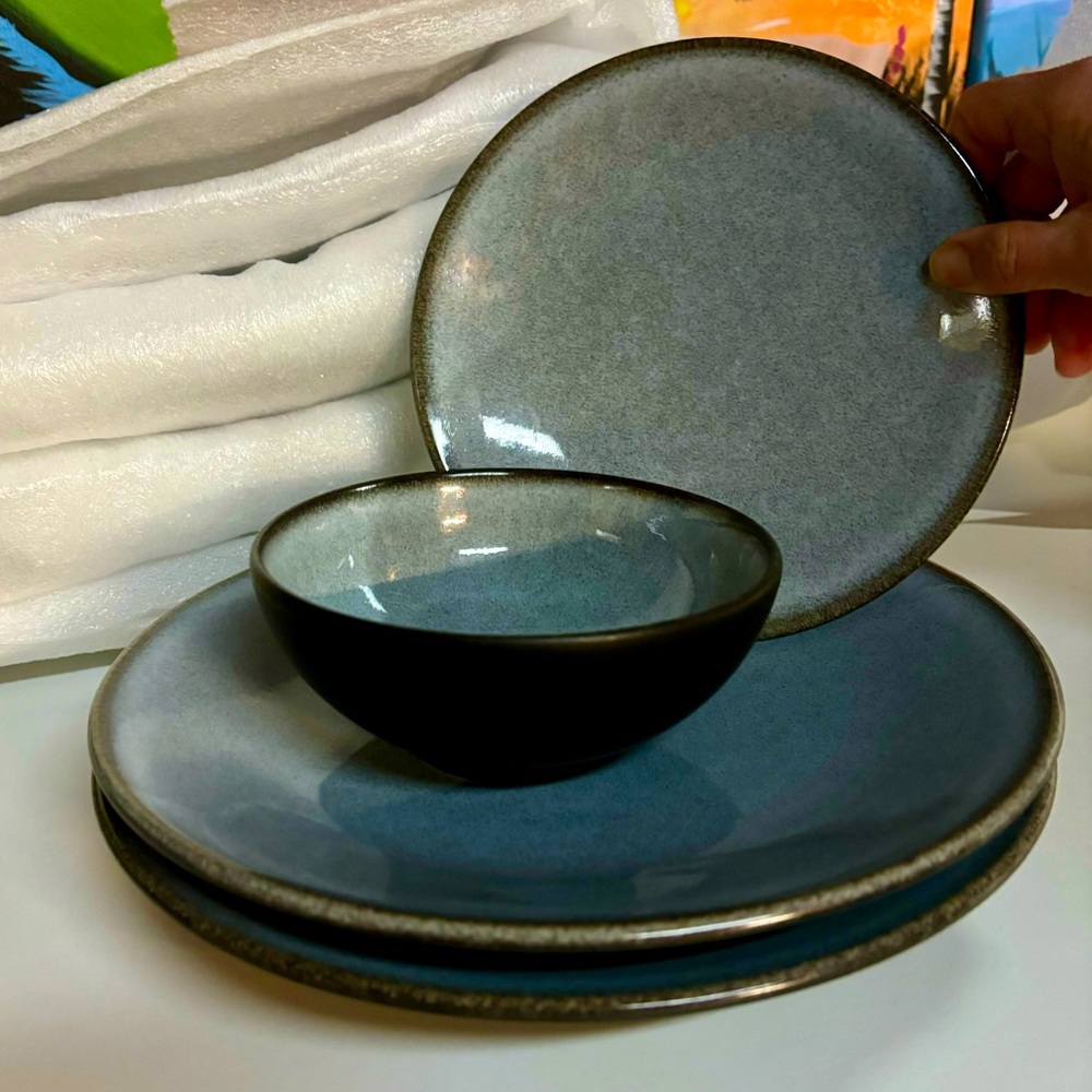 Jars Tourron Dinnerware